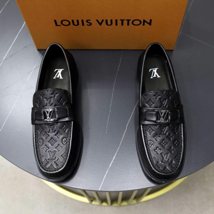 Picture of Louis Vuitton Shoes _SKULVsz38-46hnh084614689